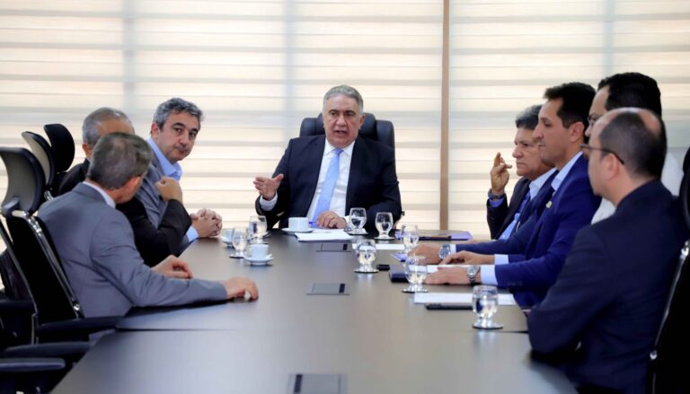 governador-laurez-moreira-debate-projetos-de-irrigacao-da-regiao-sudoeste-do-tocantins