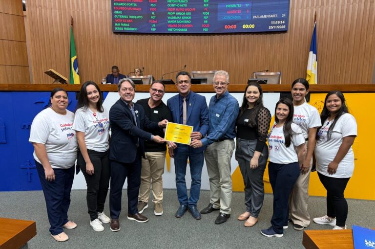 deputado-luciano-oliveira-homenageia-a-fundacao-pro-rim-pelos-20-anos-de-atuacao