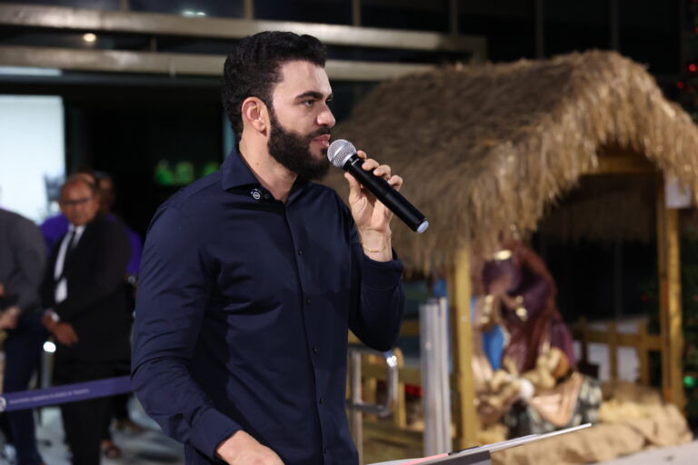 aleto-inaugura-decoracao-natalina