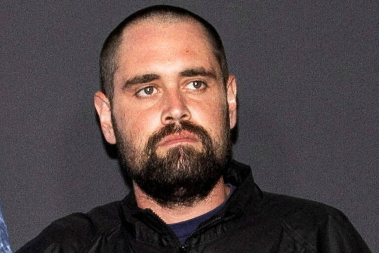 filho-de-rob-reiner-pode-ser-condenado-a-prisao-perpetua-por-homicidio-premeditado