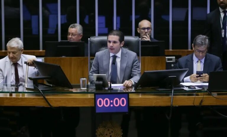 camara-aprova-texto-para-regulamentar-pontos-da-reforma-tributaria