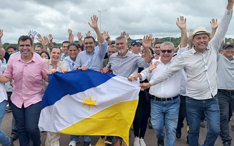 deputados-participam-da-entrega-da-nova-ponte-jk-e-de-posto-fiscal-em-aguiarnopolis