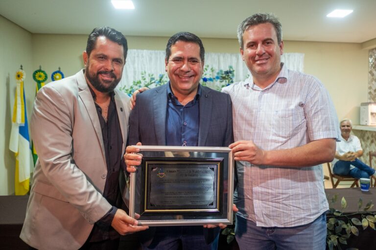 Marcus Marcelo recebe Título de Honra ao Mérito em Wanderlândia marcus-marcelo-recebe-titulo-de-honra-ao-merito-em-wanderlandia