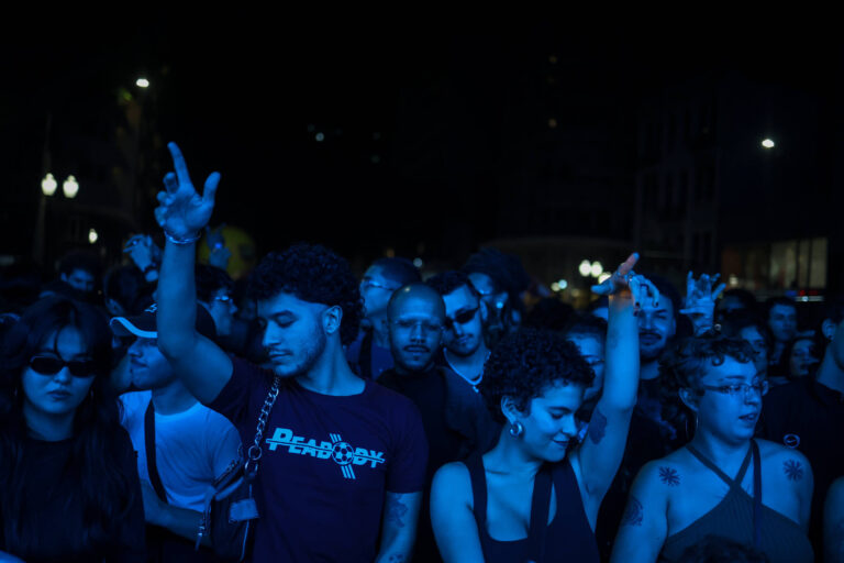 entre-cultos-e-clubes,-noite-eletronica-paulistana-vivenciou-disputas-em-2025