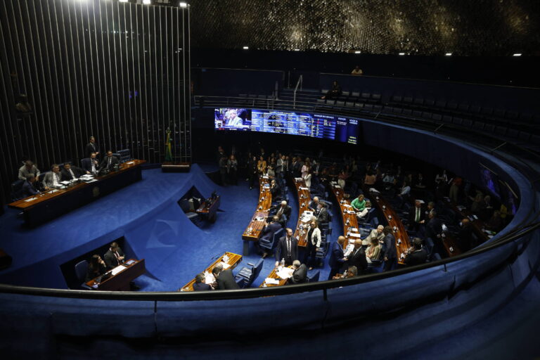 90%-das-propostas-aprovadas-pelo-senado-sao-de-autoria-de-parlamentares,-diz-levantamento