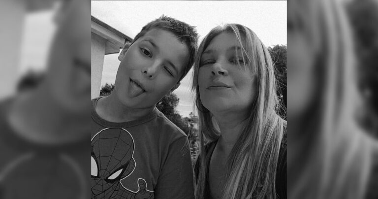 Mãe e filho assassinados em Campo Largo serão sepultados em Arapongas mae-e-filho-assassinados-em-campo-largo-serao-sepultados-em-arapongas