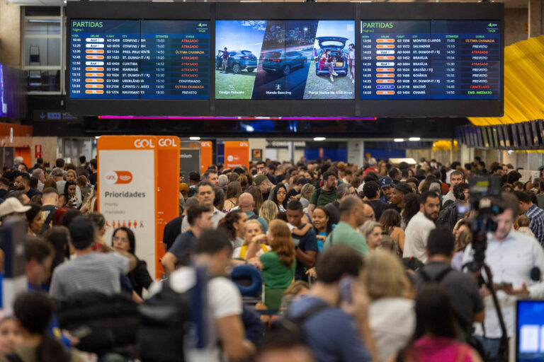 idec-critica-anac-por-tentar-limitar-dano-moral-em-caso-de-voo-atrasado