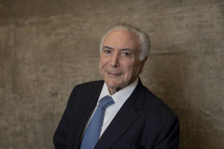 mdb-fara-pesquisa-para-testar-nome-de-temer-para-presidente