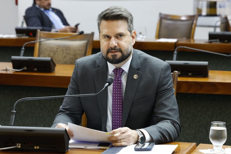 Mantoan propõe CPI para combater golpe do “falso advogado”, no Tocantins mantoan-propoe-cpi-para-combater-golpe-do-“falso-advogado”,-no-tocantins