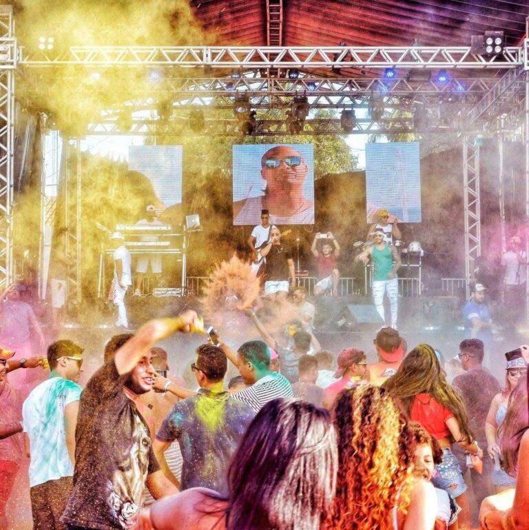 Bloco Zorra agita Dianópolis no DianoFolia com 16 anos de história e energia contagiante bloco-zorra-agita-dianopolis-no-dianofolia-com-16-anos-de-historia-e-energia-contagiante