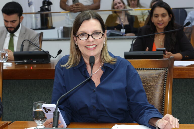 Projeto de lei de Claudia Lelis amplia garantias de proteção animal em eventos no Tocantins projeto-de-lei-de-claudia-lelis-amplia-garantias-de-protecao-animal-em-eventos-no-tocantins