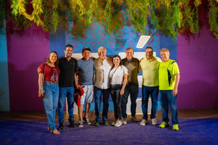 Carnaval expõe articulações de Laurez Moreira com aposta no segmentos religiosos no Tocantins carnaval-expoe-articulacoes-de-laurez-moreira-com-aposta-no-segmentos-religiosos-no-tocantins