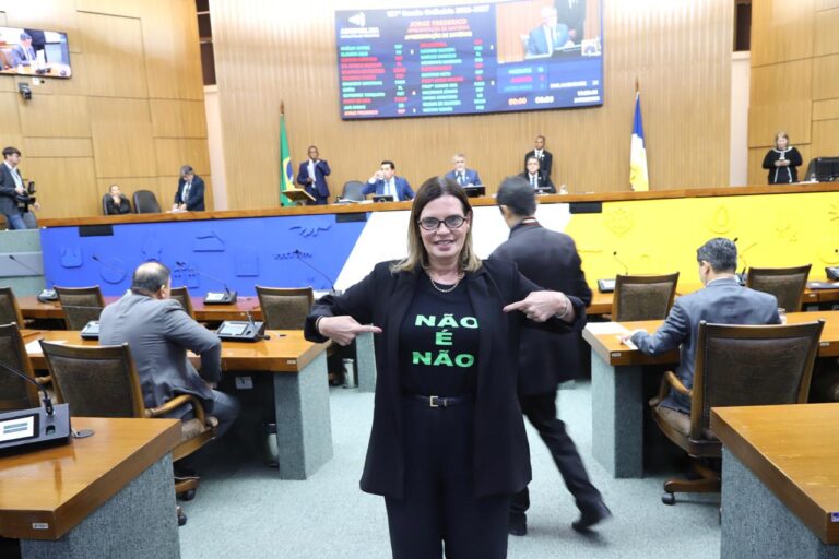 Claudia Lelis transforma mobilização em projetos de lei claudia-lelis-transforma-mobilizacao-em-projetos-de-lei