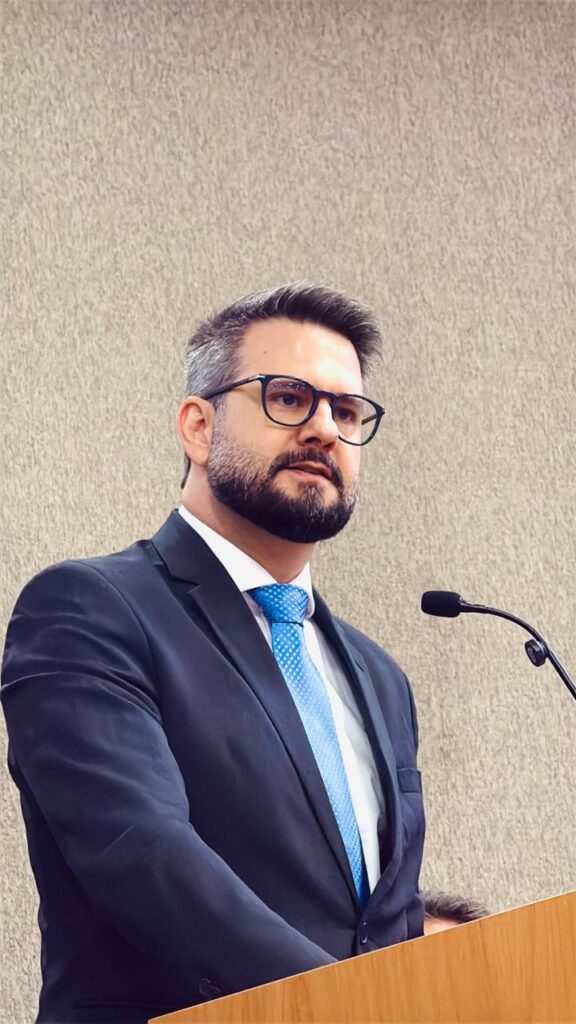 Mantoan participa da cerimônia de posse de novos promotores do Ministério Público do Tocantins mantoan-participa-da-cerimonia-de-posse-de-novos-promotores-do-ministerio-publico-do-tocantins