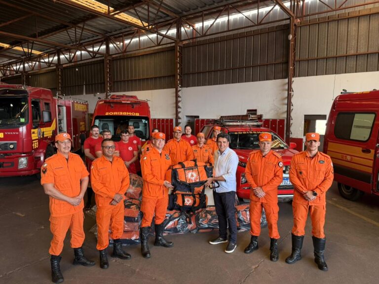 Dep. Prof. Júnior Geo entrega 250 mil em emenda parlamentar ao Corpo de Bombeiros do Tocantins dep-prof.-junior-geo-entrega-250-mil-em-emenda-parlamentar-ao-corpo-de-bombeiros-do-tocantins