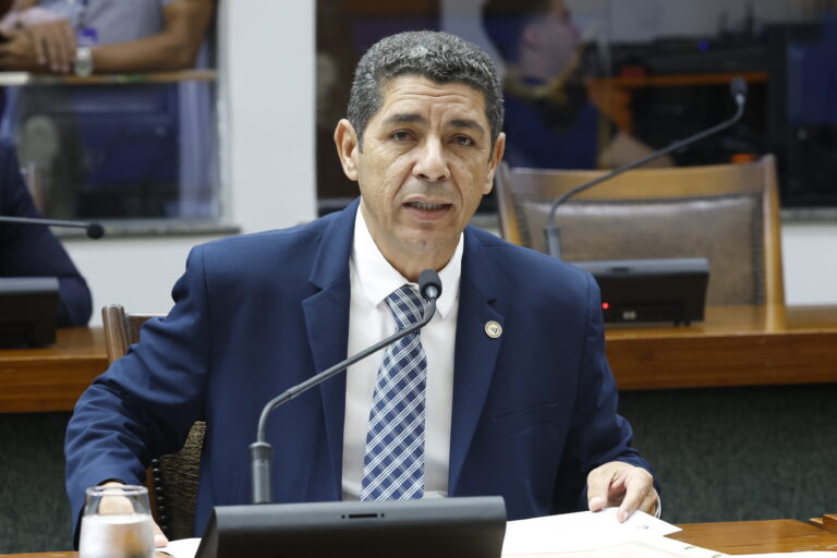 Valdemar Júnior apresenta projeto que cria o Selo “Academia Inclusiva” no Tocantins valdemar-junior-apresenta-projeto-que-cria-o-selo-“academia-inclusiva”-no-tocantins