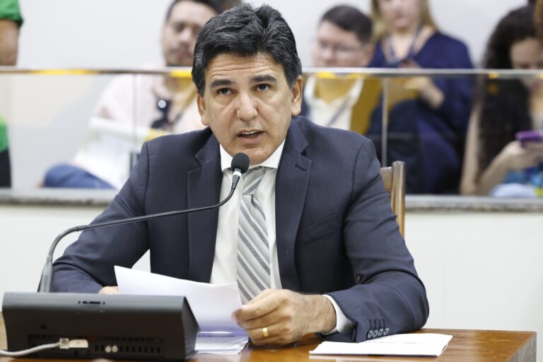 PL de Júnior Geo amplia proteção a cotas para negros, indígenas e quilombolas no TO pl-de-junior-geo-amplia-protecao-a-cotas-para-negros,-indigenas-e-quilombolas-no-to