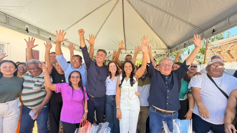 Deputada Vanda Monteiro parabeniza líderes comunitários e destaca força do movimento popular deputada-vanda-monteiro-parabeniza-lideres-comunitarios-e-destaca-forca-do-movimento-popular
