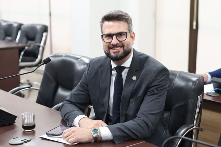 Mantoan fortalece proteção às mulheres e mães atípicas com duas novas leis, no Tocantins mantoan-fortalece-protecao-as-mulheres-e-maes-atipicas-com-duas-novas-leis,-no-tocantins