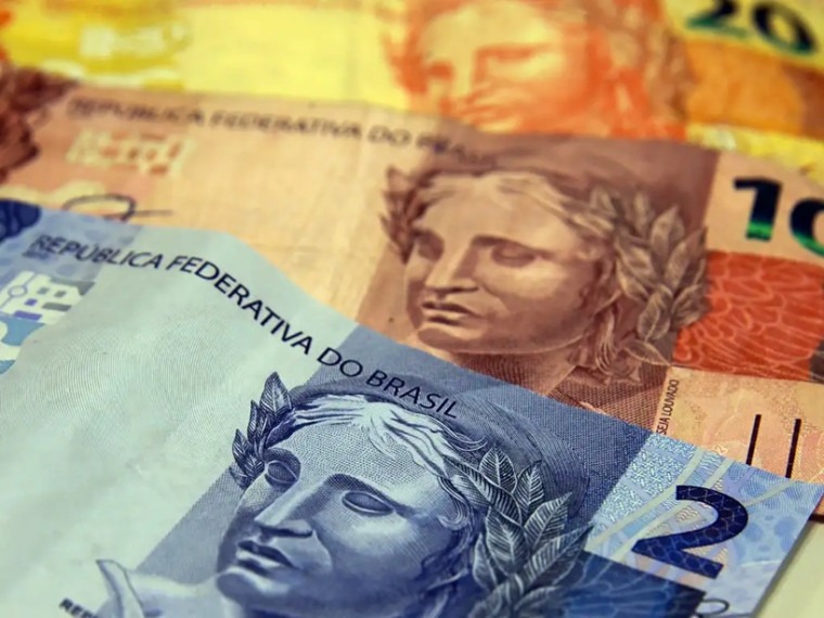 IR 2026: entenda como funciona a redução gradual para quem ganha até R$ 7.350 ir-2026:-entenda-como-funciona-a-reducao-gradual-para-quem-ganha-ate-r$-7.350