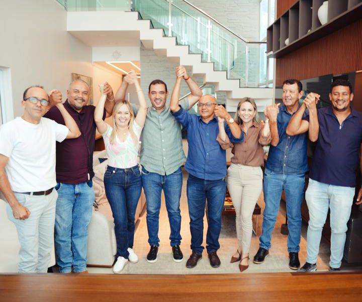 Sudeste: Lideranças de Almas formalizam apoio à pré-candidatura de Vicentinho Júnior sudeste:-liderancas-de-almas-formalizam-apoio-a-pre-candidatura-de-vicentinho-junior