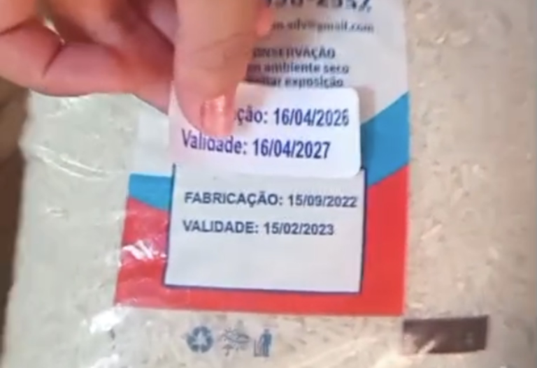 Prefeitura no TO teria distribuído arroz com embalagens vencidas no Dia das Mães, dizem moradores prefeitura-no-to-teria-distribuido-arroz-com-embalagens-vencidas-no-dia-das-maes,-dizem-moradores