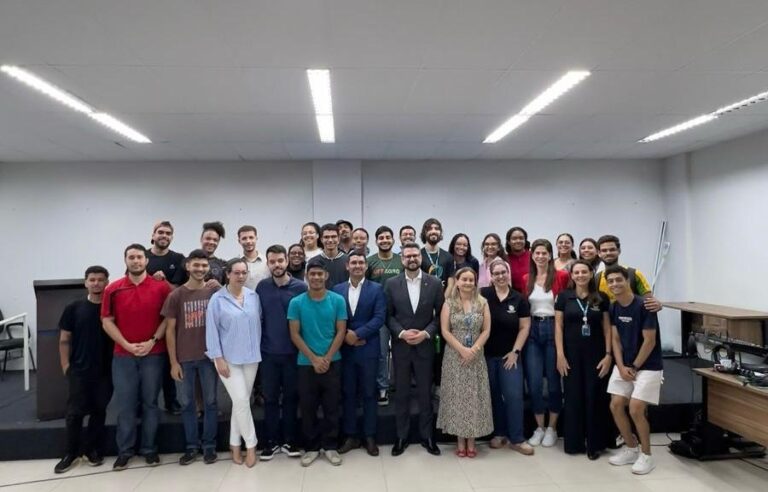 Em visita à UFT, Mantoan reforça apoio à educação, ciência e ao movimento estudantil em-visita-a-uft,-mantoan-reforca-apoio-a-educacao,-ciencia-e-ao-movimento-estudantil