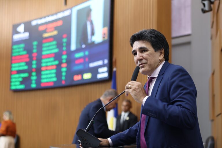 Geo quer informações completas sobre viagens internacionais do governador e primeira-dama do TO geo-quer-informacoes-completas-sobre-viagens-internacionais-do-governador-e-primeira-dama-do-to