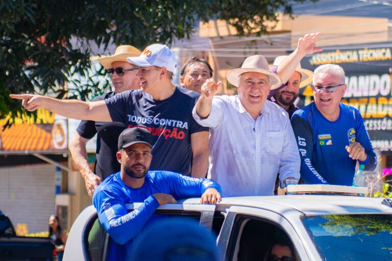 Amizade nos bastidores: Pré-candidatos ao governo, Ataídes e Laurez dividem comitiva em Gurupi amizade-nos-bastidores:-pre-candidatos-ao-governo,-ataides-e-laurez-dividem-comitiva-em-gurupi