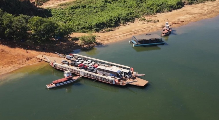 Com ponte interditada, balsas começam a operar na BR-235 entre Pedro Afonso e Tupirama com-ponte-interditada,-balsas-comecam-a-operar-na-br-235-entre-pedro-afonso-e-tupirama