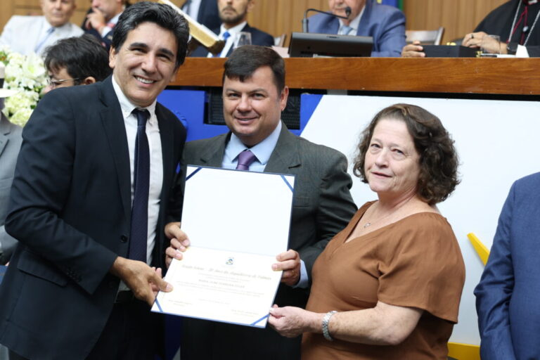 Júnior Geo destaca os 30 anos da Arquidiocese de Palmas em sessão solene junior-geo-destaca-os-30-anos-da-arquidiocese-de-palmas-em-sessao-solene