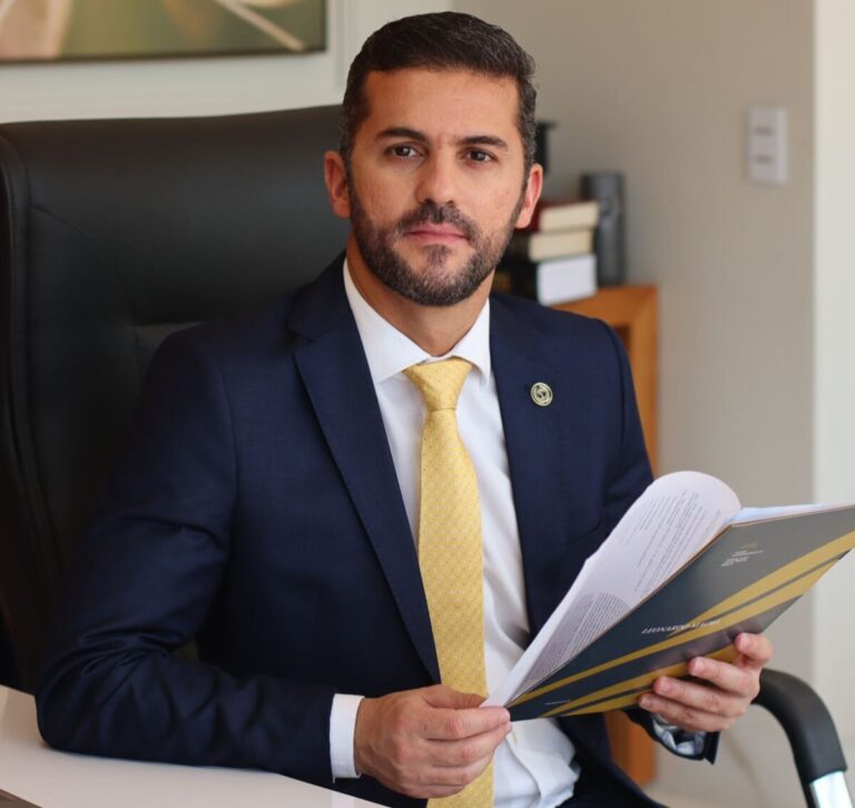 Advogado contesta multa por uso de IA em petição no TJTO advogado-contesta-multa-por-uso-de-ia-em-peticao-no-tjto