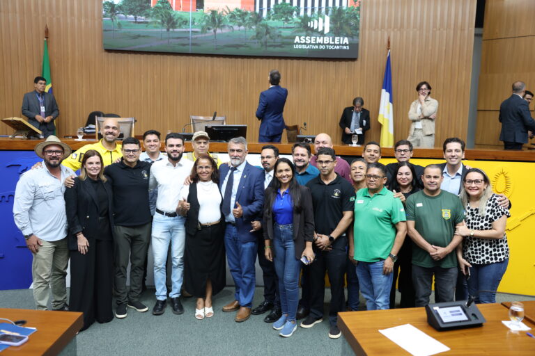 “Ninguém foi vencido, os ganhadores foram os servidores”, afirma Amélio após derrubada de veto “ninguem-foi-vencido,-os-ganhadores-foram-os-servidores”,-afirma-amelio-apos-derrubada-de-veto