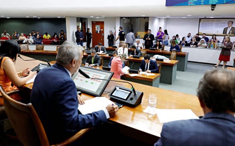 Aprovada criação da Política Estadual de Desenvolvimento Sustentável da Pesca e da Aquicultura aprovada-criacao-da-politica-estadual-de-desenvolvimento-sustentavel-da-pesca-e-da-aquicultura