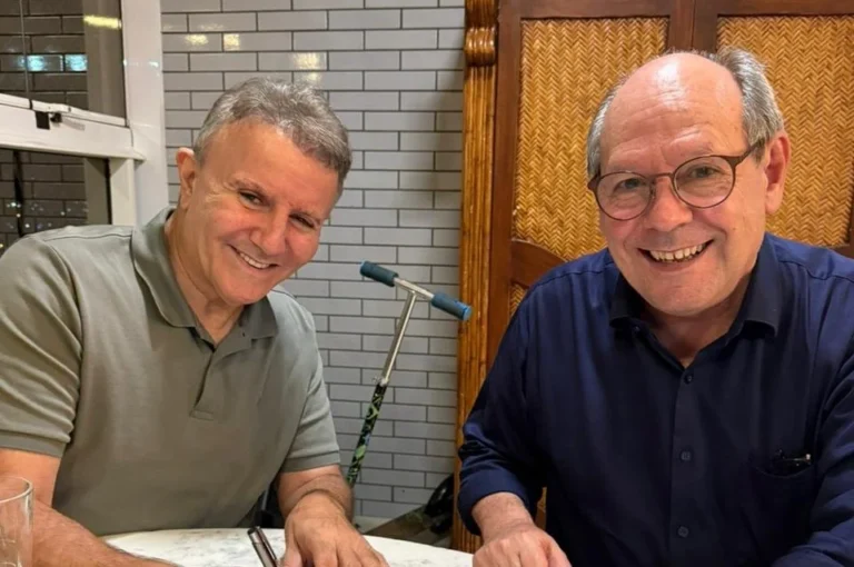 Prefeito de Palmas, Eduardo Siqueira, declara apoio a Ronaldo Dimas ao Senado prefeito-de-palmas,-eduardo-siqueira,-declara-apoio-a-ronaldo-dimas-ao-senado