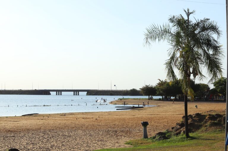 praias-de-palmas-recebem-programacao-especial-de-ferias-com-musica,-esporte-e-gastronomia