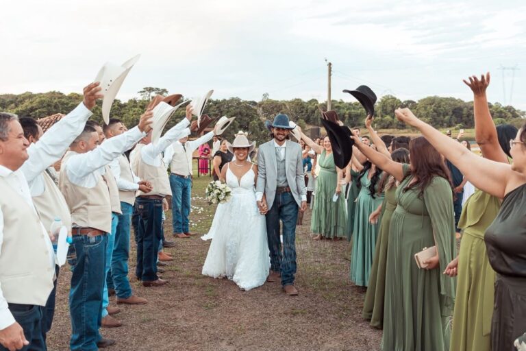 casal-viraliza-com-pedido-surpresa-e-casamento-country-em-fazenda-de-gurupi;-video