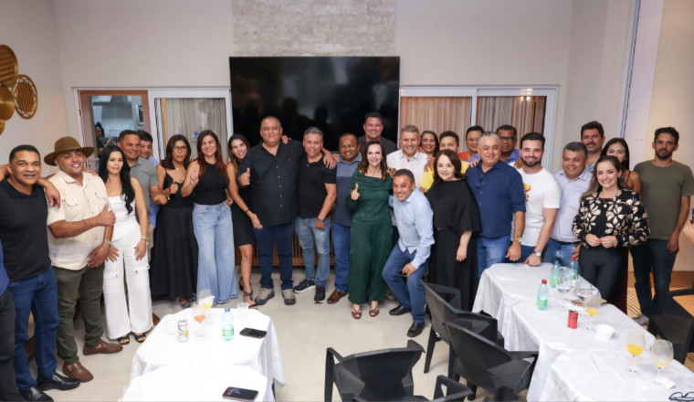 Senador Eduardo Gomes recebe apoio de 21 dos 23 vereadores de Palmas senador-eduardo-gomes-recebe-apoio-de-21-dos-23-vereadores-de-palmas
