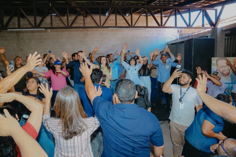 Dorinha recebe apoio de prefeito, sete vereadores e mais de 500 pessoas em Paranã dorinha-recebe-apoio-de-prefeito,-sete-vereadores-e-mais-de-500-pessoas-em-parana