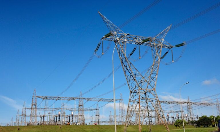 consumidores-poderao-escolher-fornecedores-de-energia-a-partir-de-2027