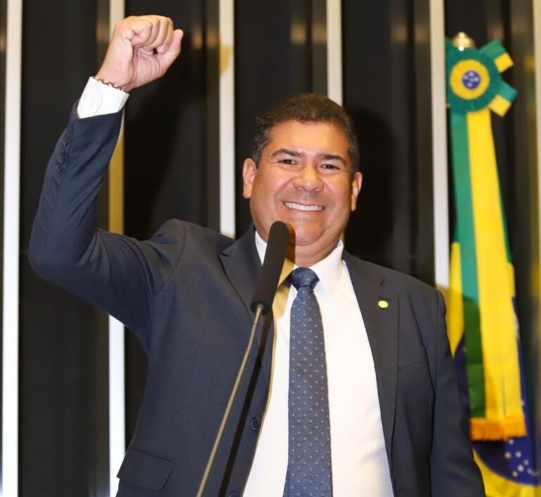 Pedro Júnior retira candidatura à Aleto e mantém apoio a Dorinha, Eduardo Gomes e Alfredo Júnior pedro-junior-retira-candidatura-a-aleto-e-mantem-apoio-a-dorinha,-eduardo-gomes-e-alfredo-junior