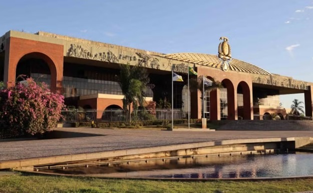 Tocantins decreta medidas de contenção de gastos até o fim de 2026 tocantins-decreta-medidas-de-contencao-de-gastos-ate-o-fim-de-2026