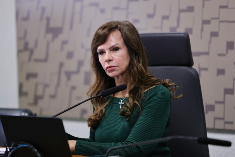 senado-aprova-relatorio-de-dorinha-que-endurece-pena-para-incitacao-a-crimes-na-internet